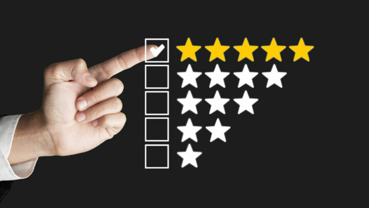 Répondre à un avis positif : Exemples et modèles de réponses